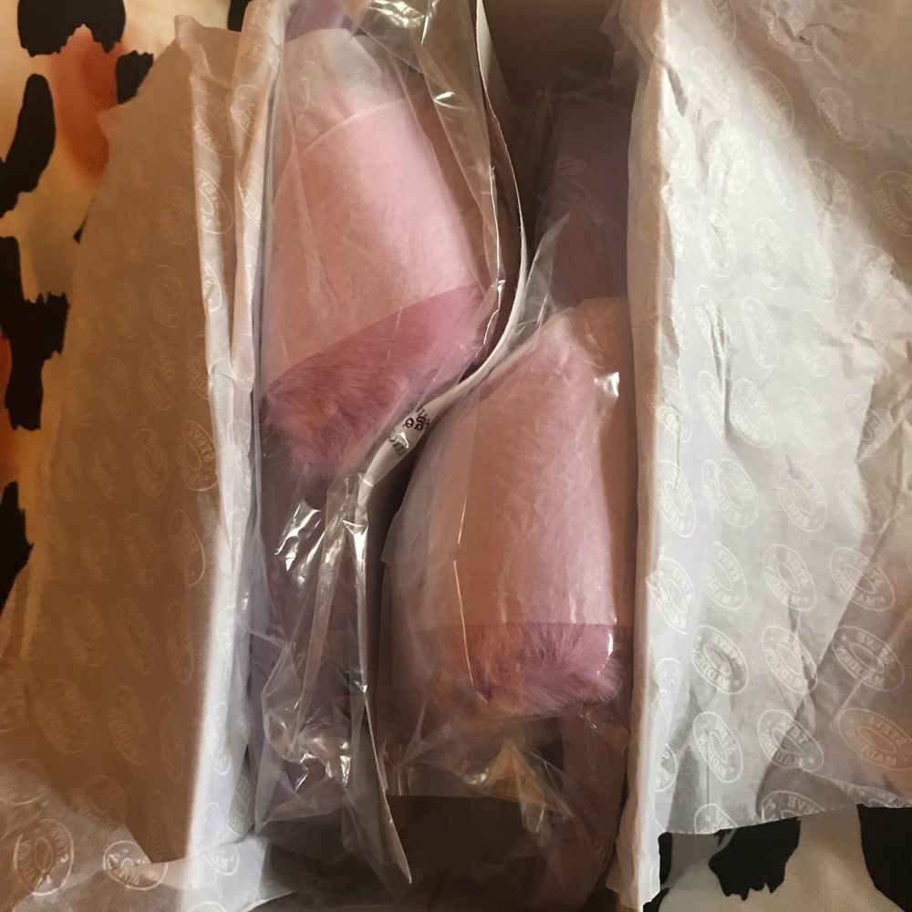 Steve Madden lavender sandals